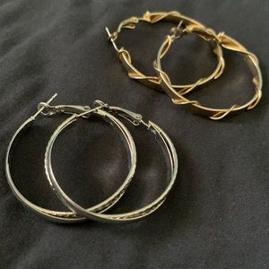 Costume jewelry Gold & Silver hoops